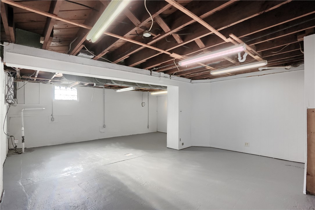 206 W Fairmont Avenue