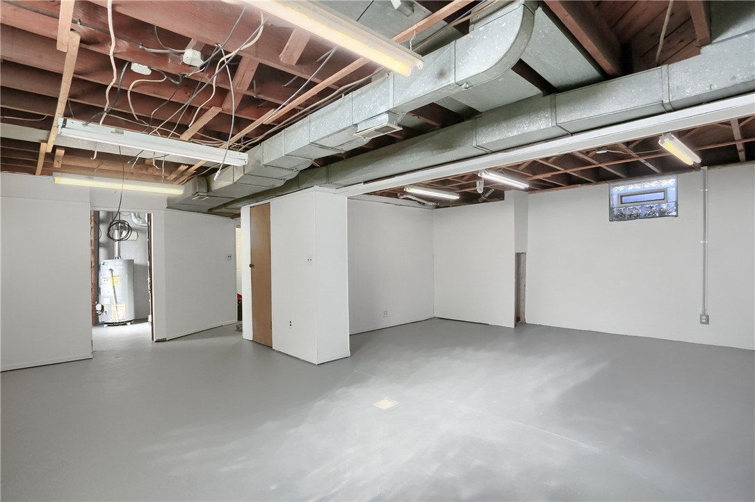 206 W Fairmont Avenue