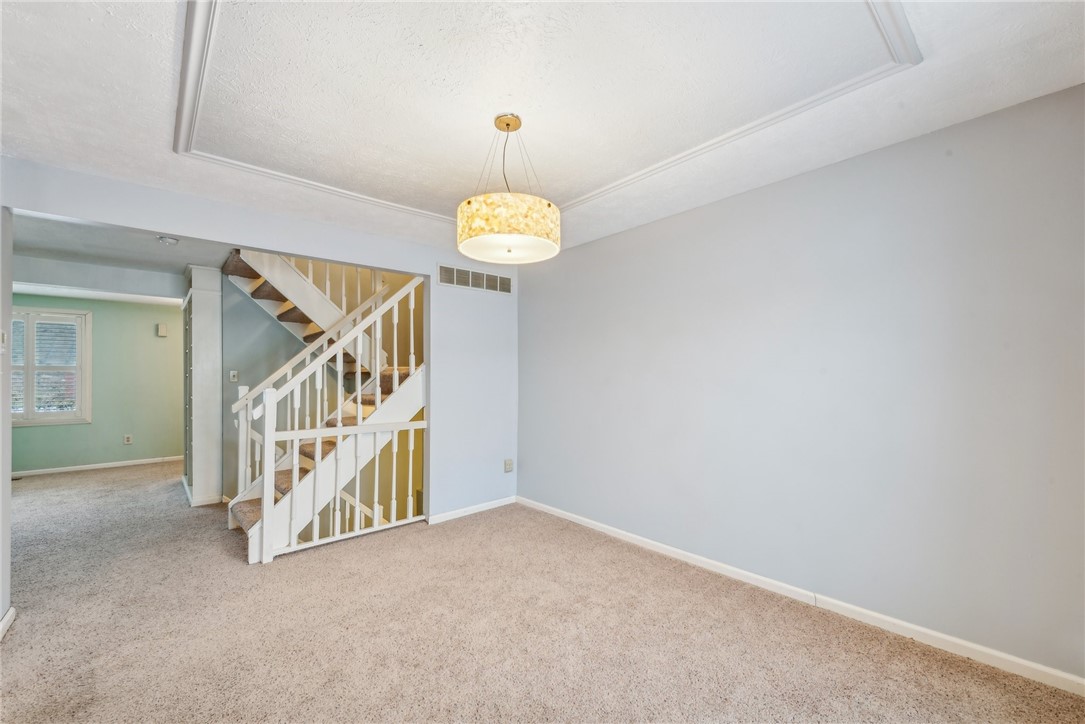 105 Meadow Gap Dr