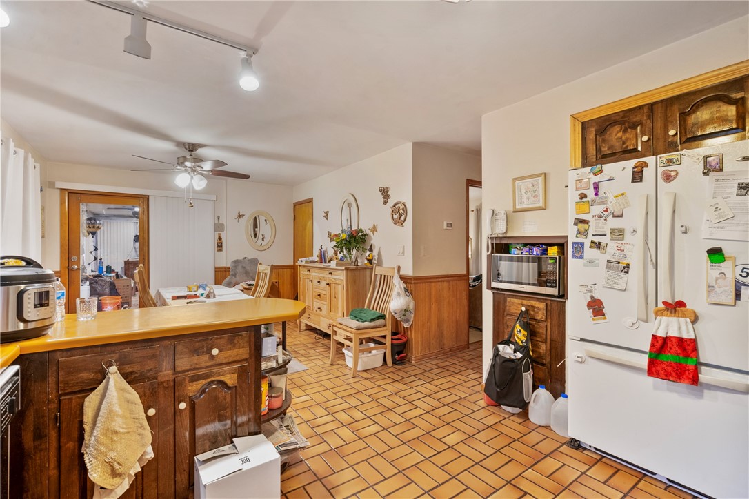 5831 Maple Grove Rd