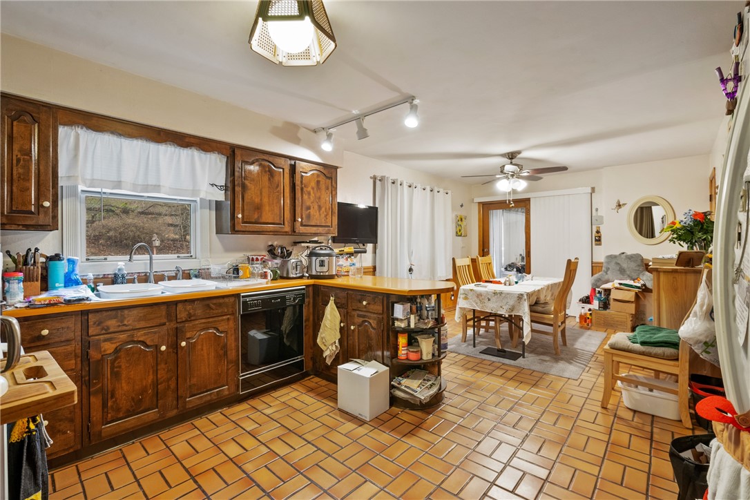 5831 Maple Grove Rd