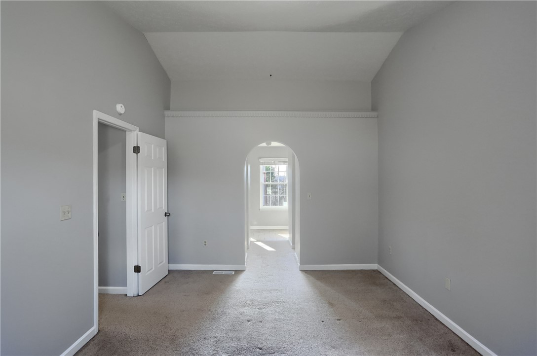 203 Holly Ridge Dr