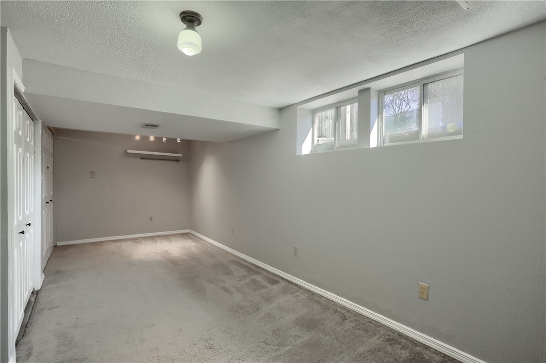 203 Holly Ridge Dr