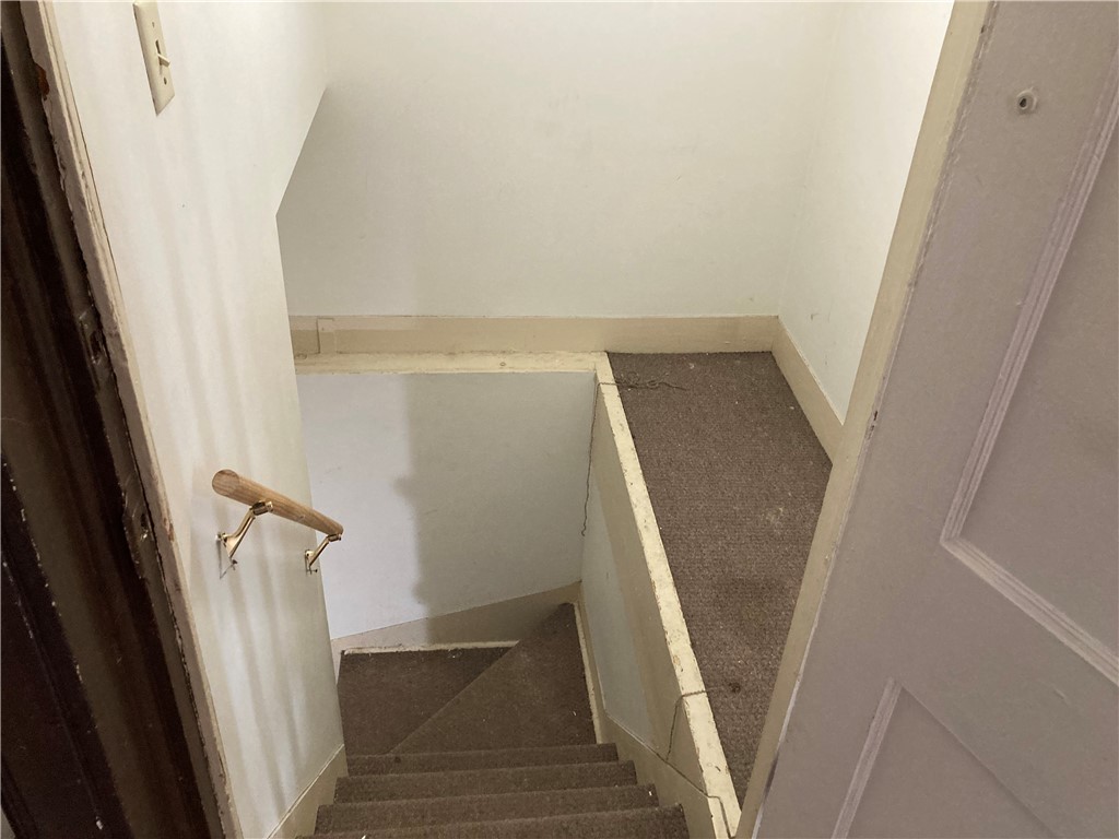 219 E Lincoln Ave