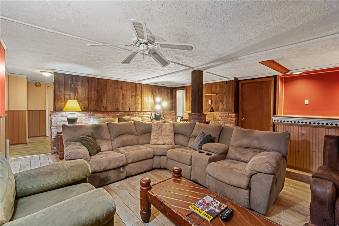 103 Mcdonald Dr