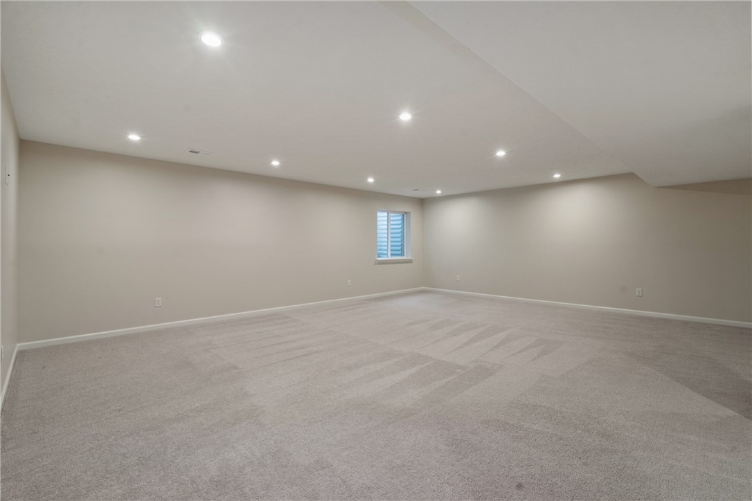 136 Horseshoe Dr