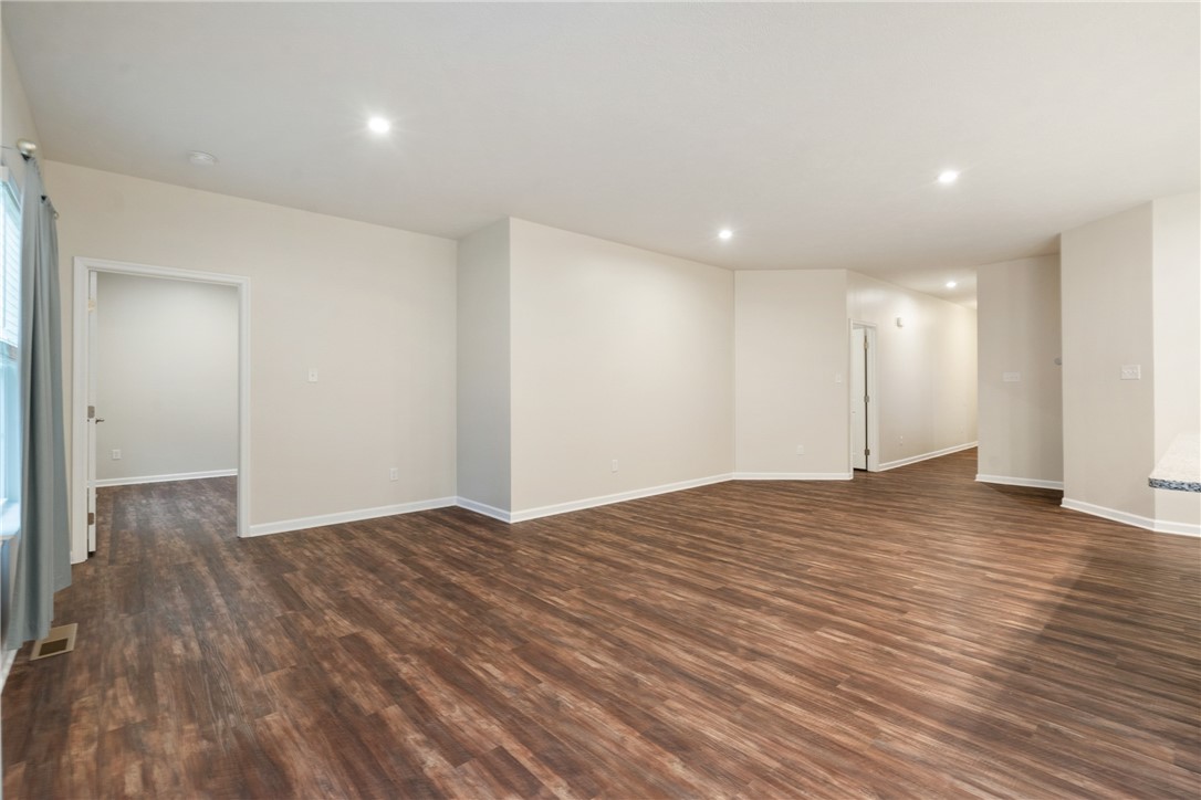 136 Horseshoe Dr