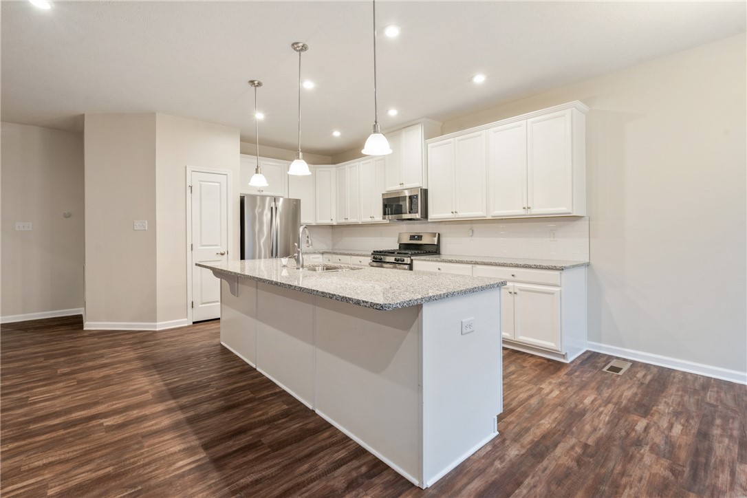 136 Horseshoe Dr