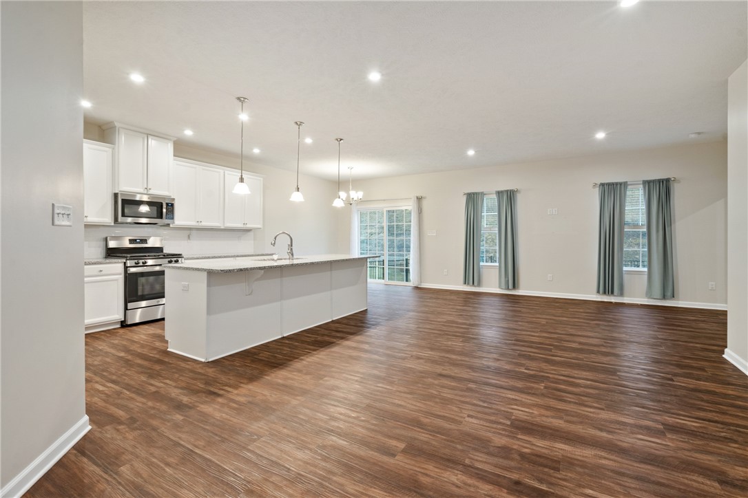 136 Horseshoe Dr