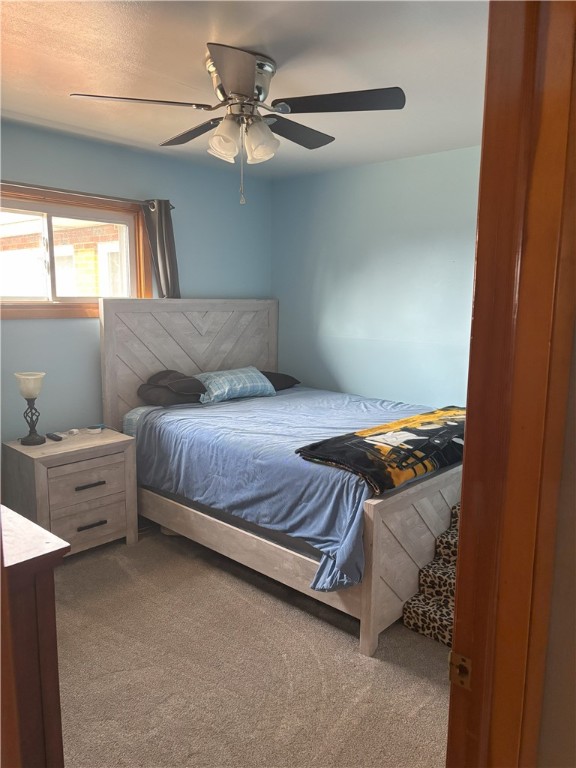 214 Warren Dr