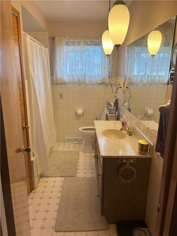214 Warren Dr