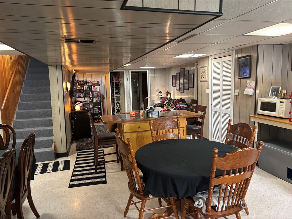 214 Warren Dr