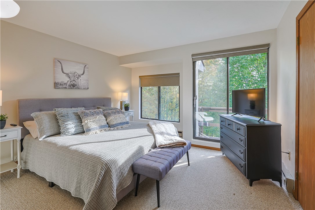 525 Kooser Cir