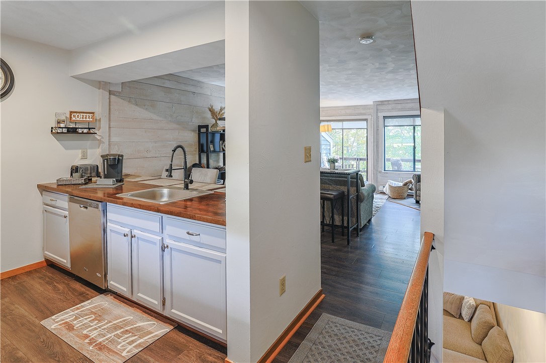 525 Kooser Cir