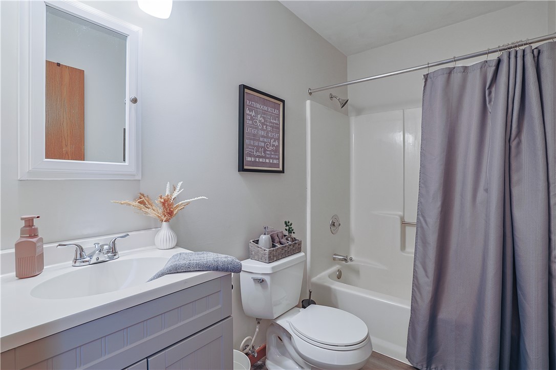 525 Kooser Cir