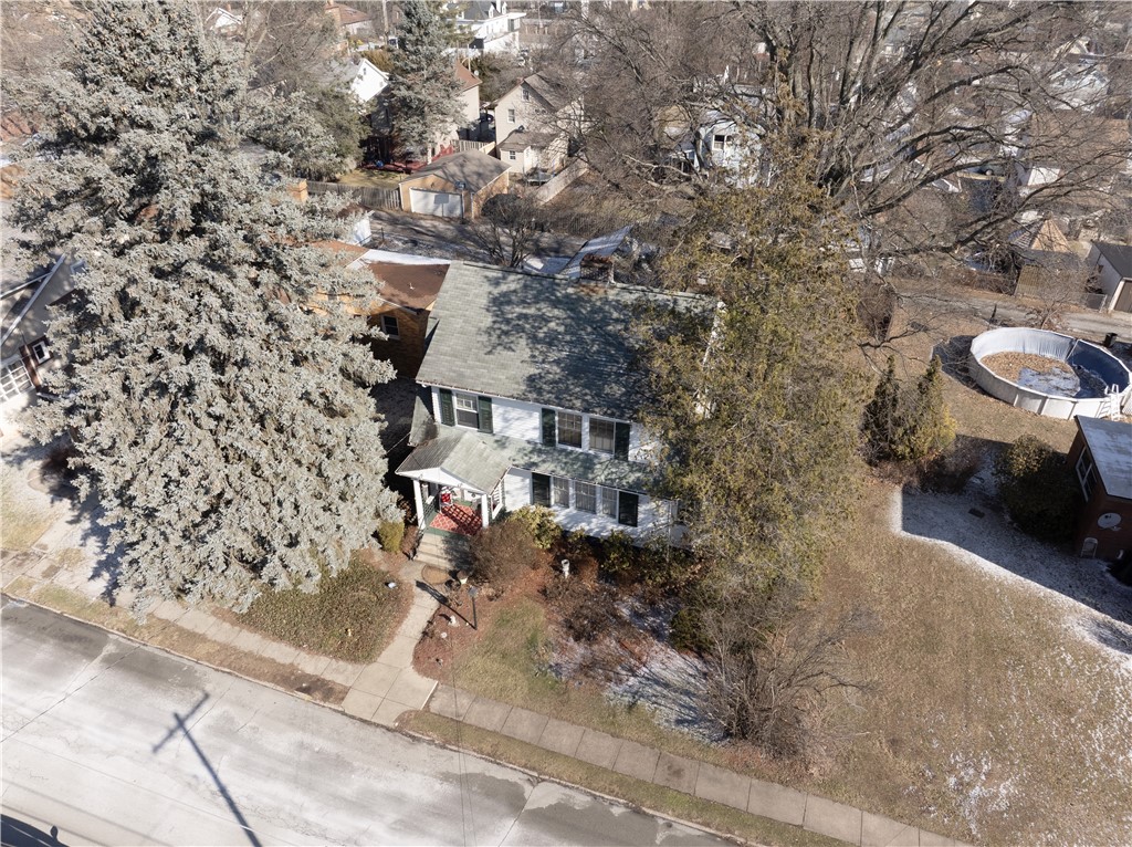 1123 Fawcett Ave