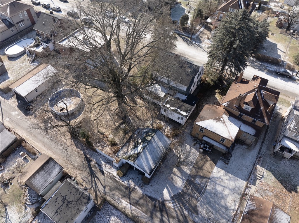 1123 Fawcett Ave