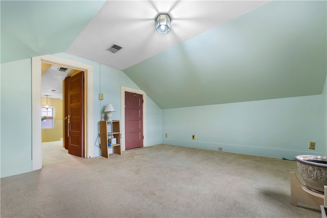 1123 Fawcett Ave