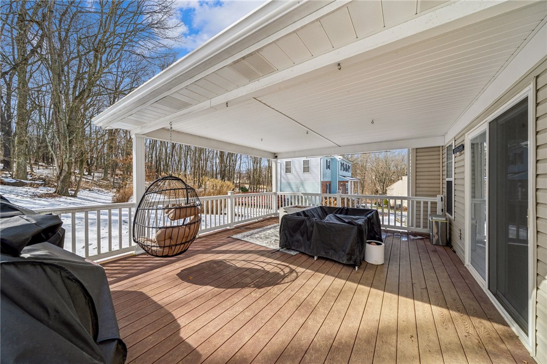 128 Barrington Rdg