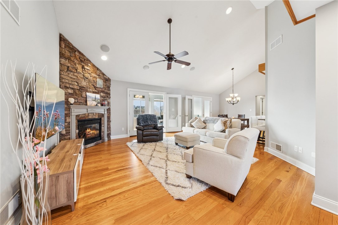 2409 Wheatland Cir