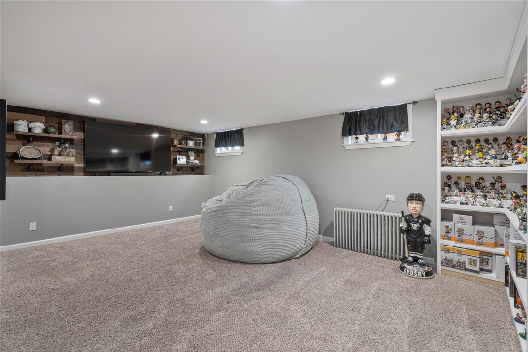 121 Danube Dr