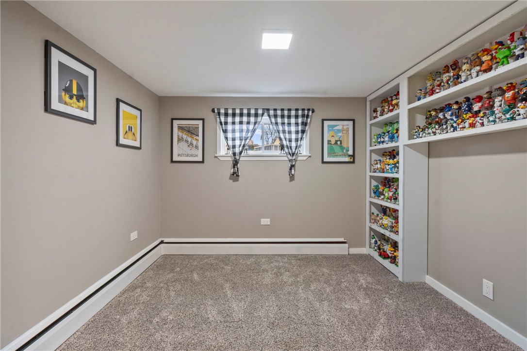 121 Danube Dr