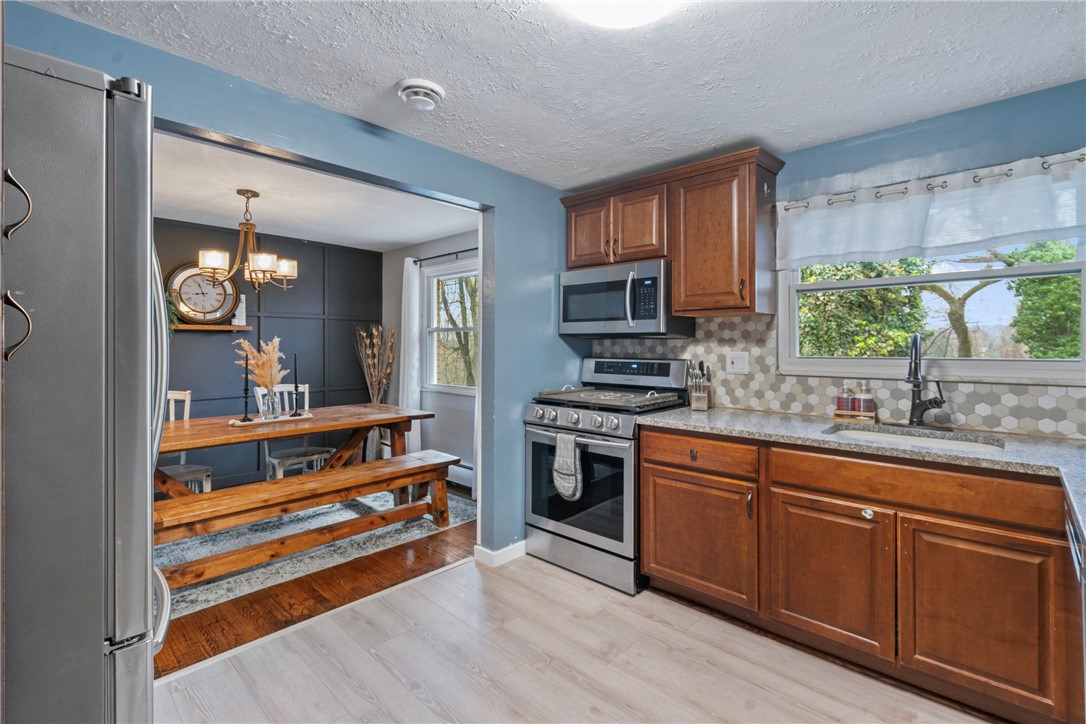 121 Danube Dr