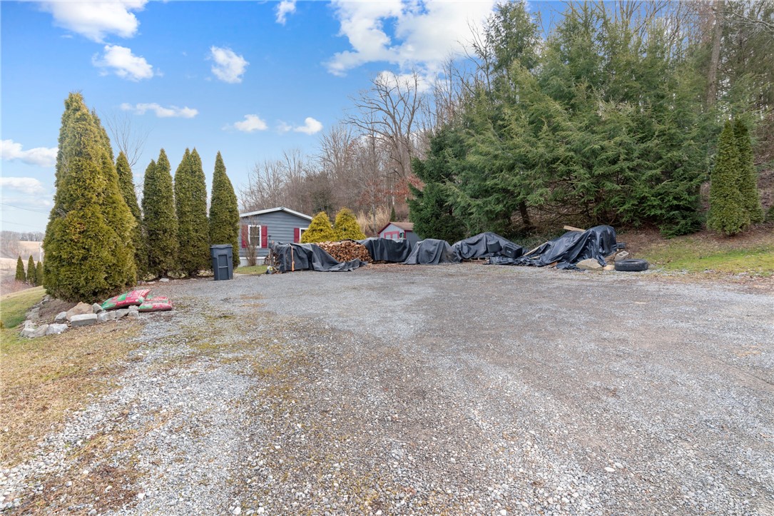 373 Taffy Run Rd