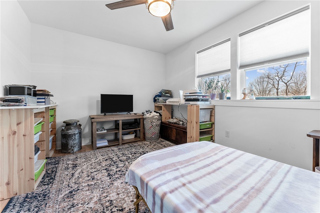 47 Green Oak Dr