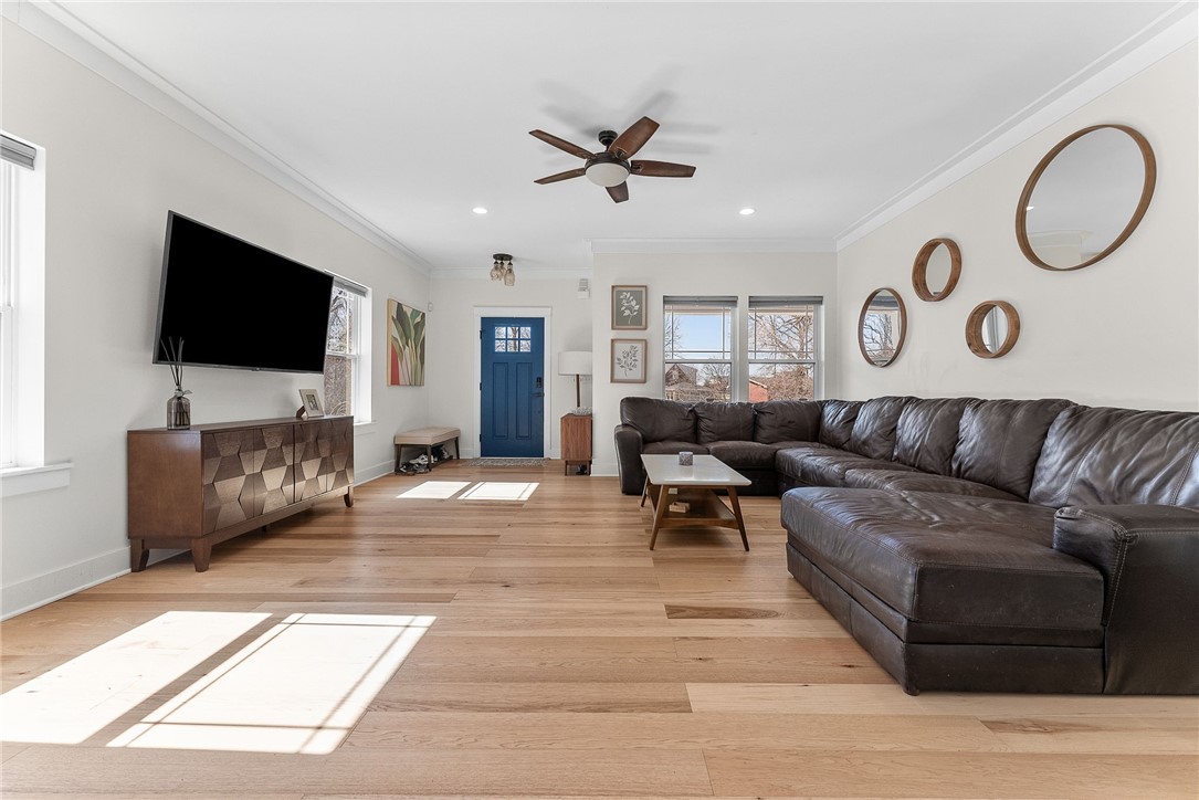 47 Green Oak Dr