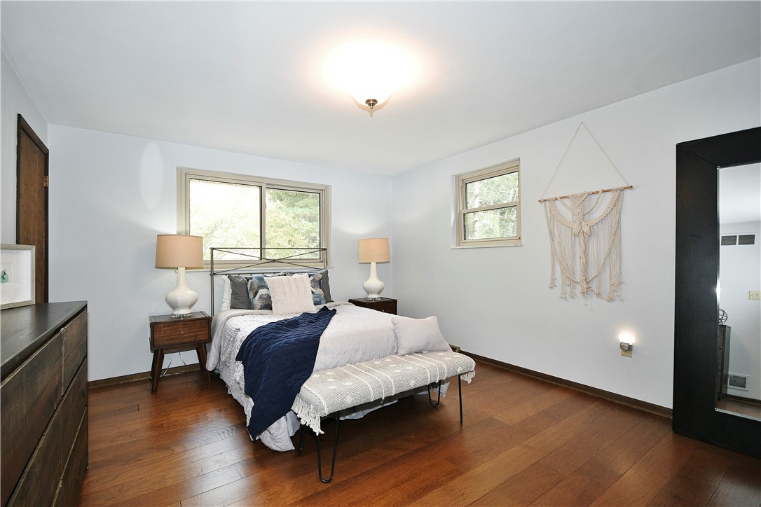 303 Crider Ln
