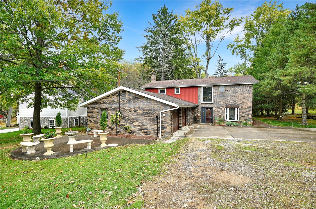 303 Crider Ln