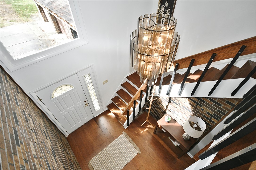 303 Crider Ln
