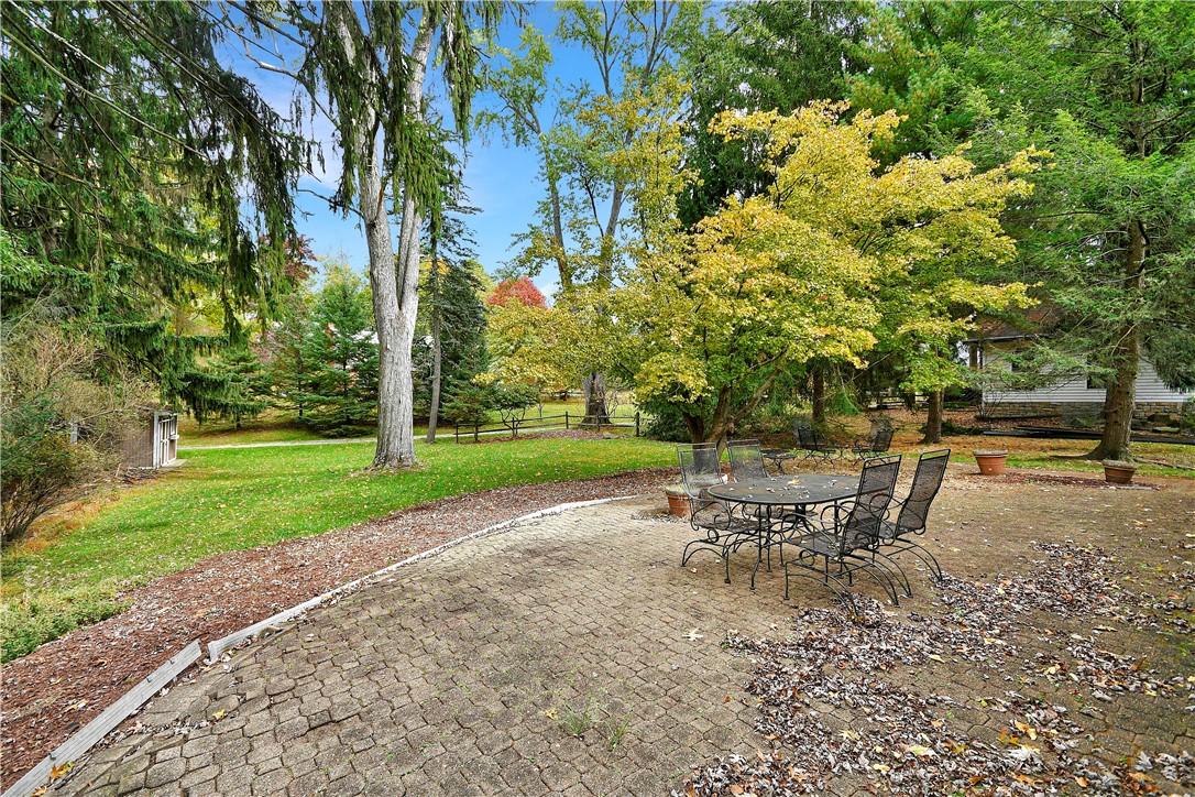303 Crider Ln