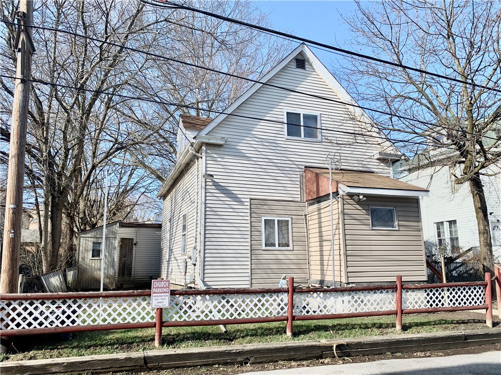 406 Peach St