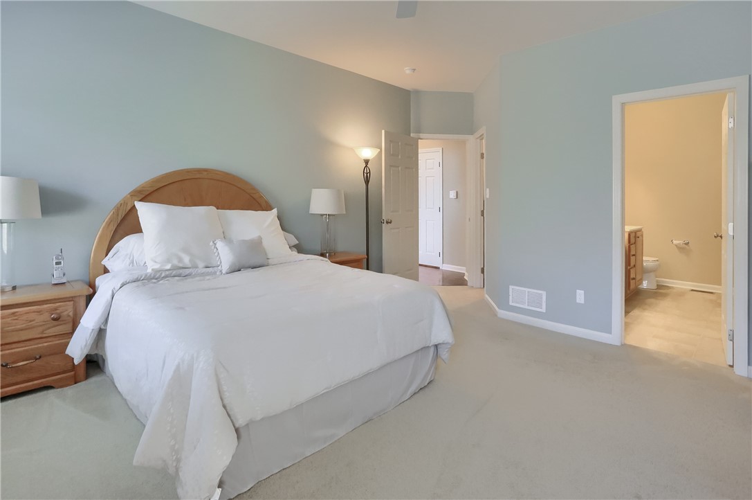 124 Macintosh Court