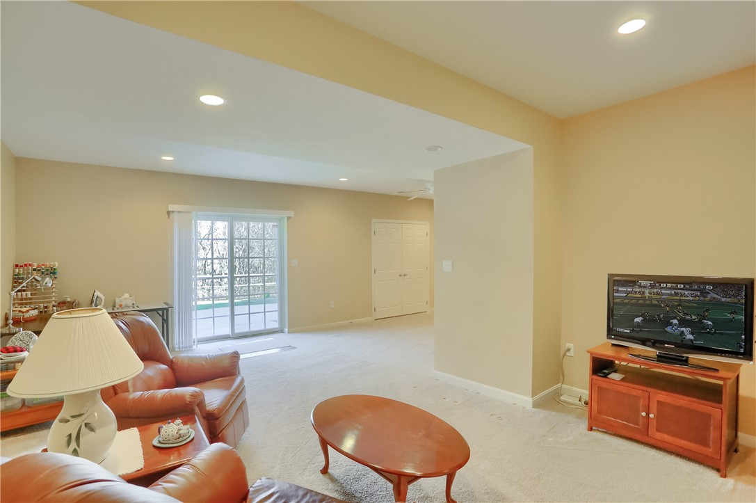 124 Macintosh Court