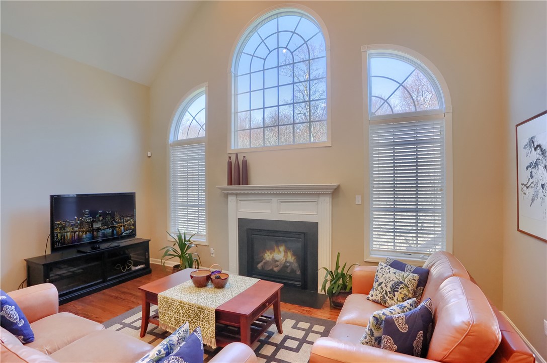 124 Macintosh Court