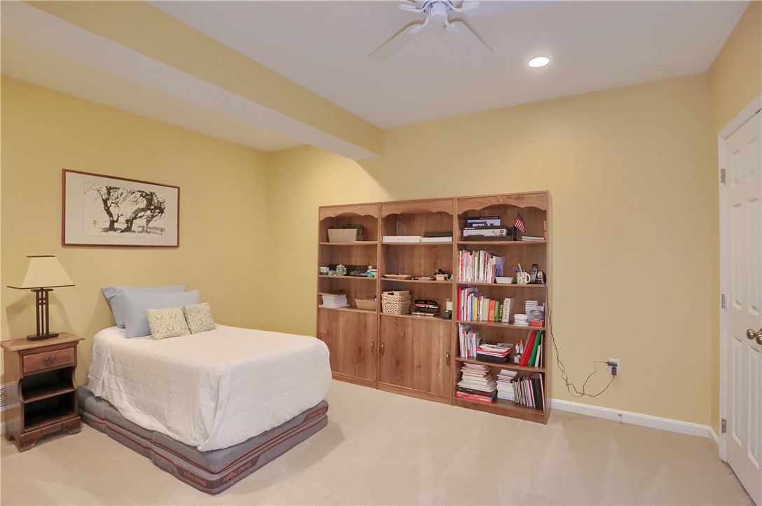 124 Macintosh Court