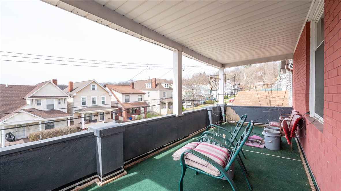 98 Schley Ave