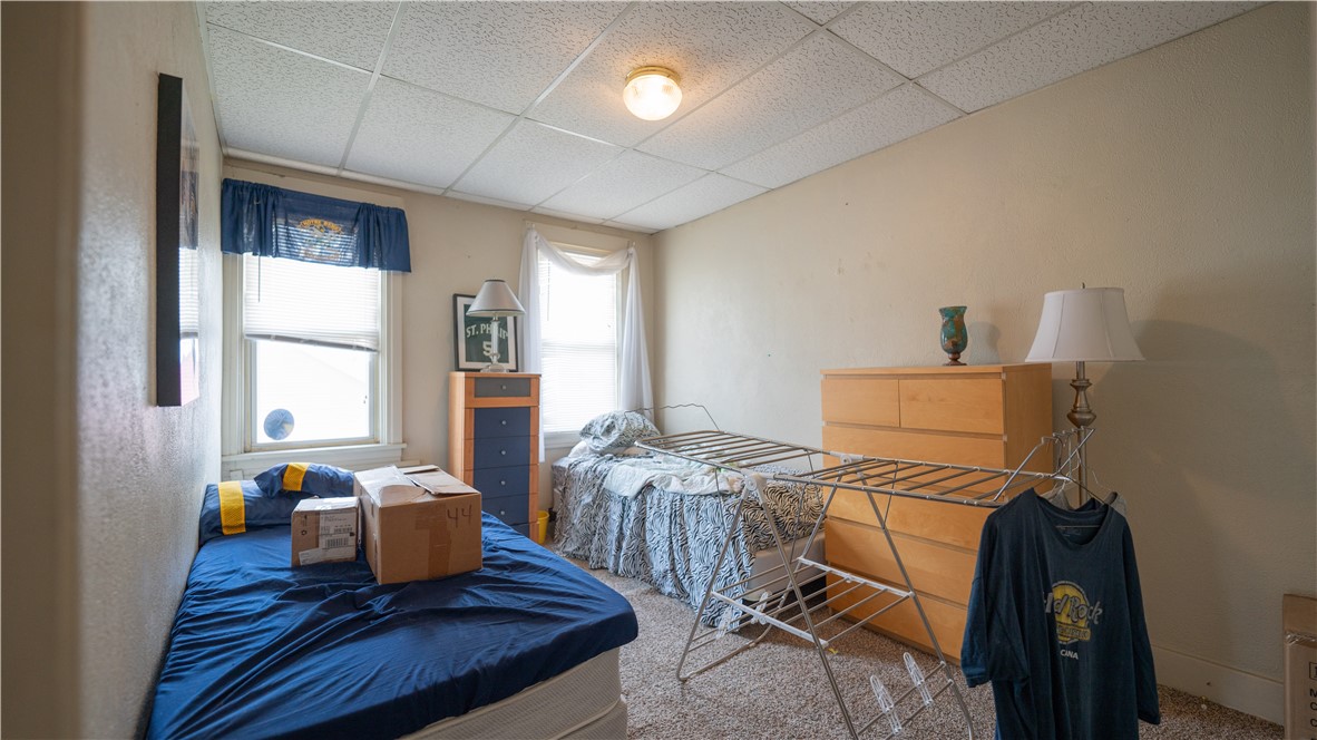 98 Schley Ave