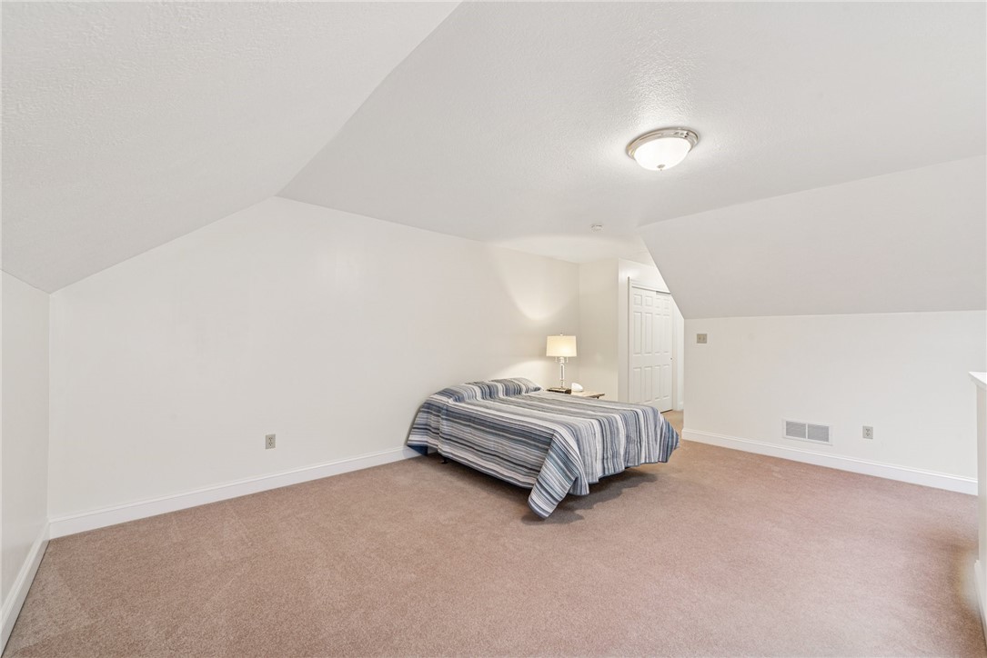 5108 Hemlock Ln