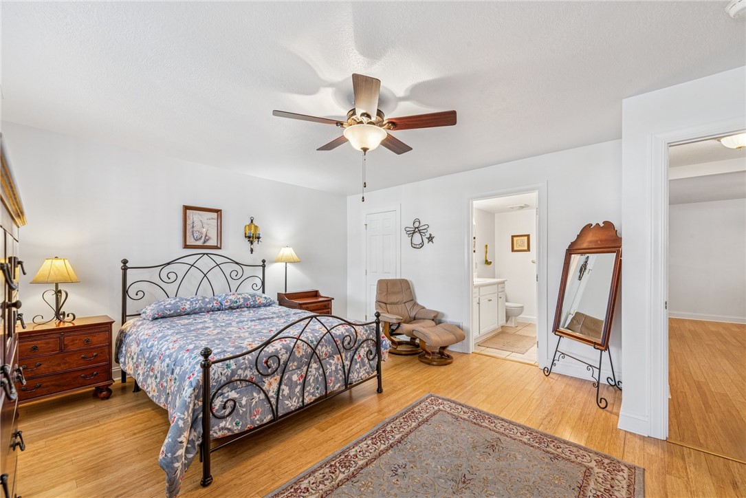 5108 Hemlock Ln