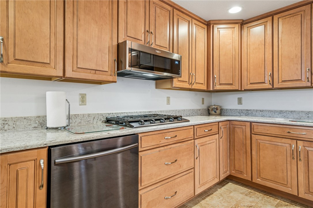 5108 Hemlock Ln