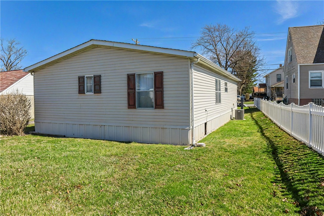 1218 Linden St