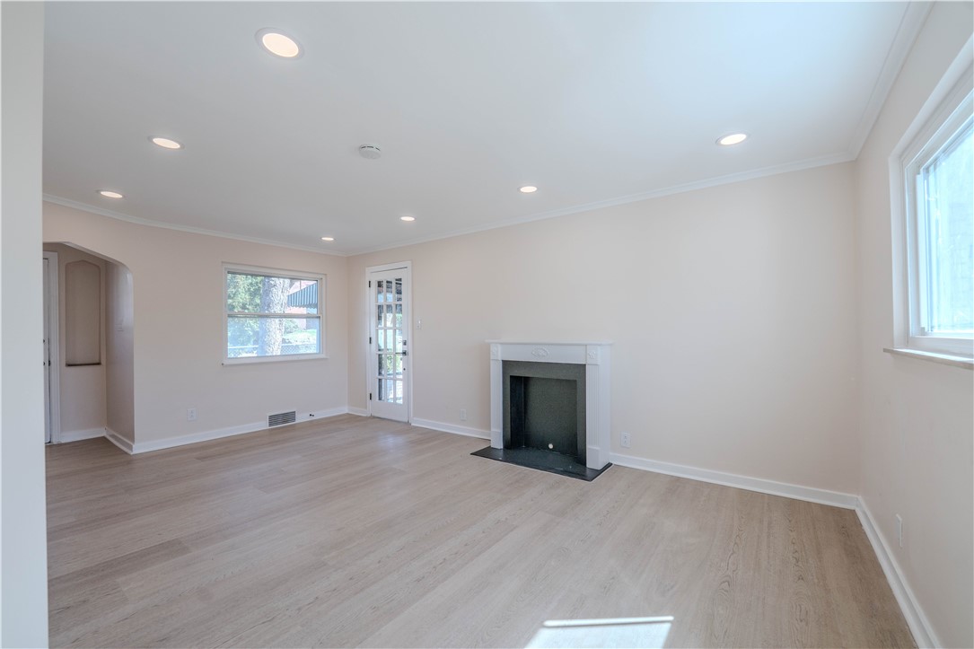 1118 Ridgeland Dr