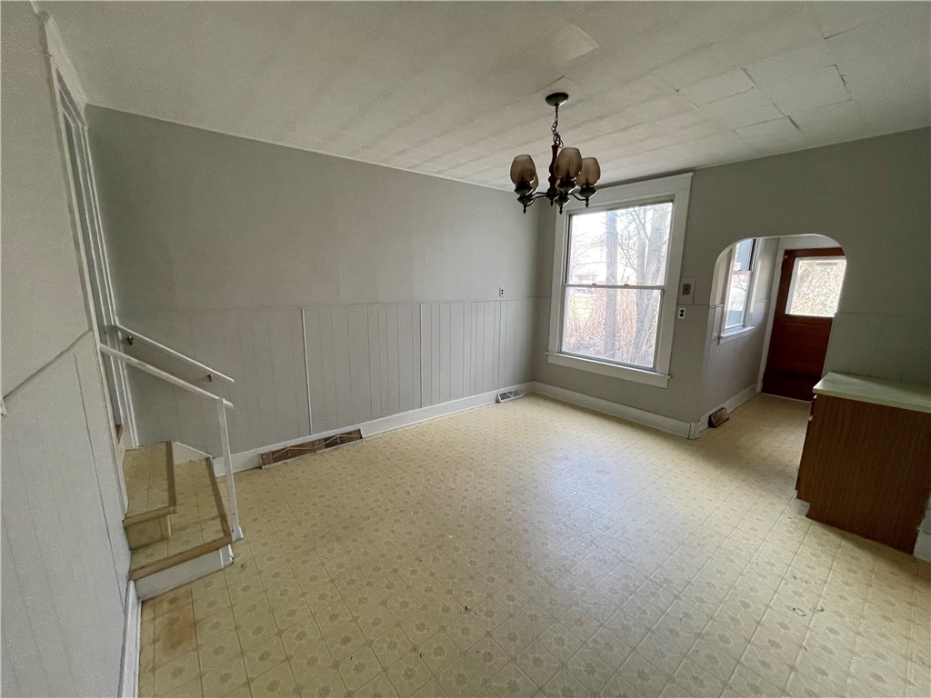15 Darlington Ave