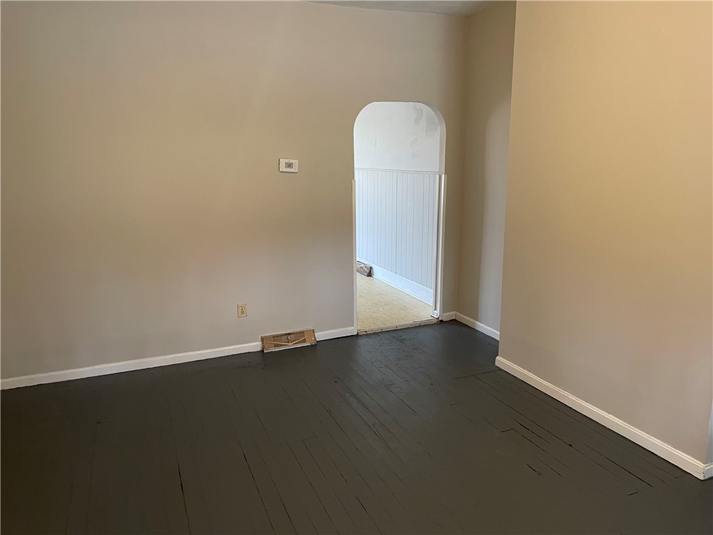 15 Darlington Ave