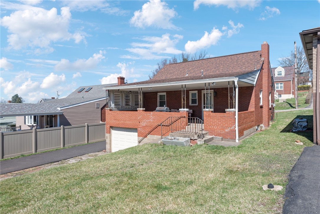 812 Laura St