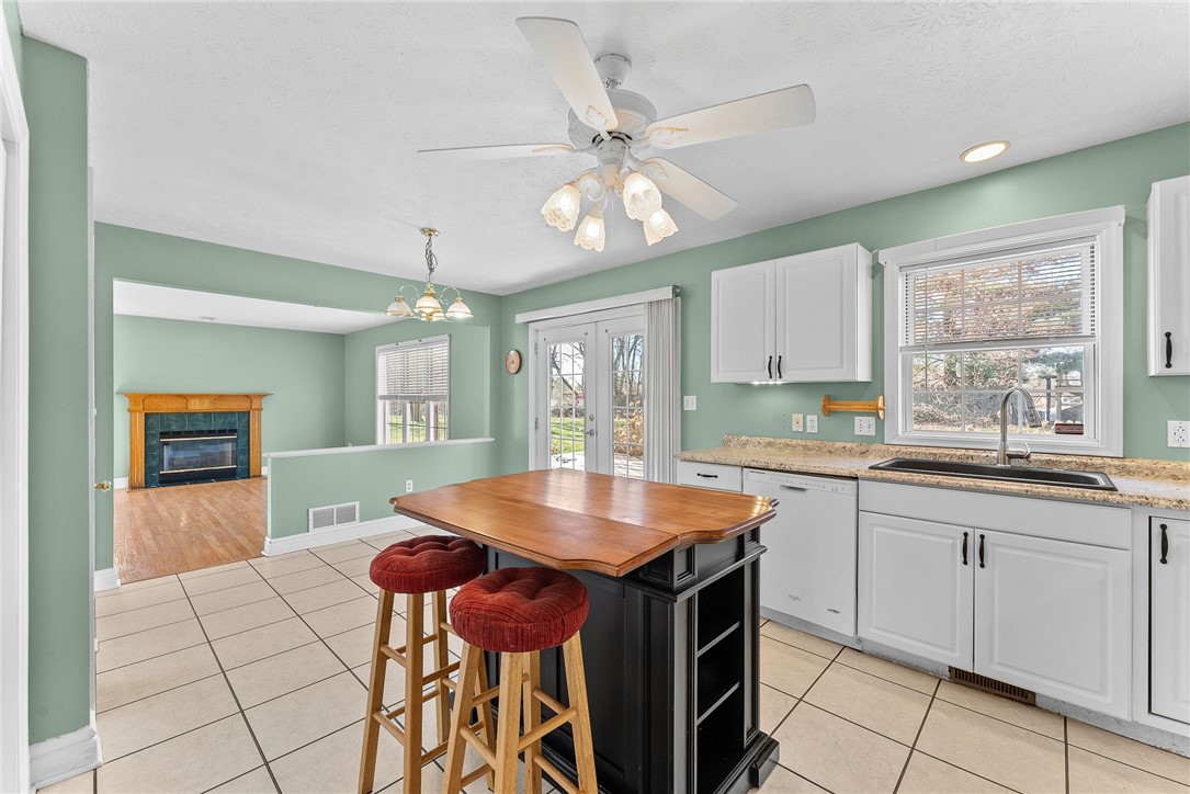 380 Rolling Hills Rd